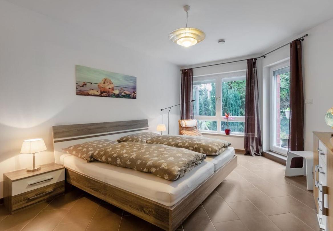 Modernes Apartment In Schoener Lage Düsseldorf Eksteriør bilde