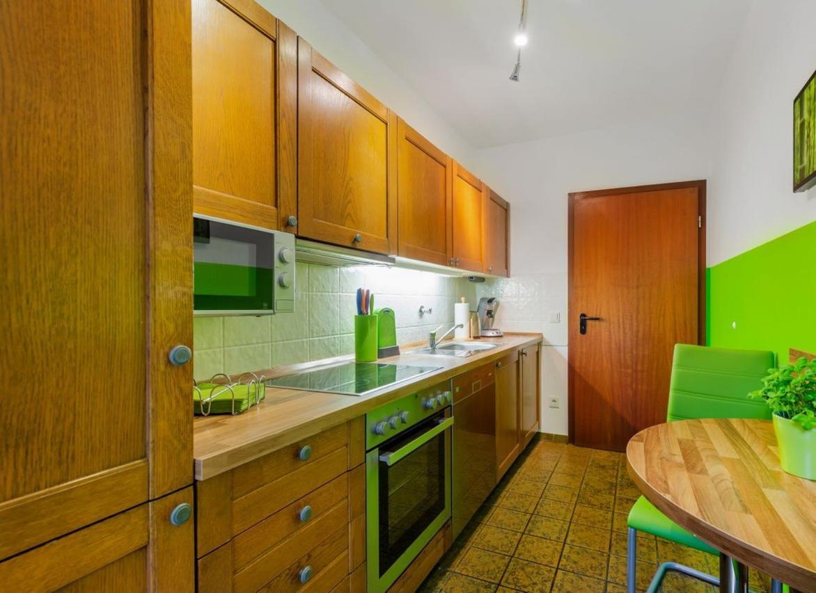 Modernes Apartment In Schoener Lage Düsseldorf Eksteriør bilde
