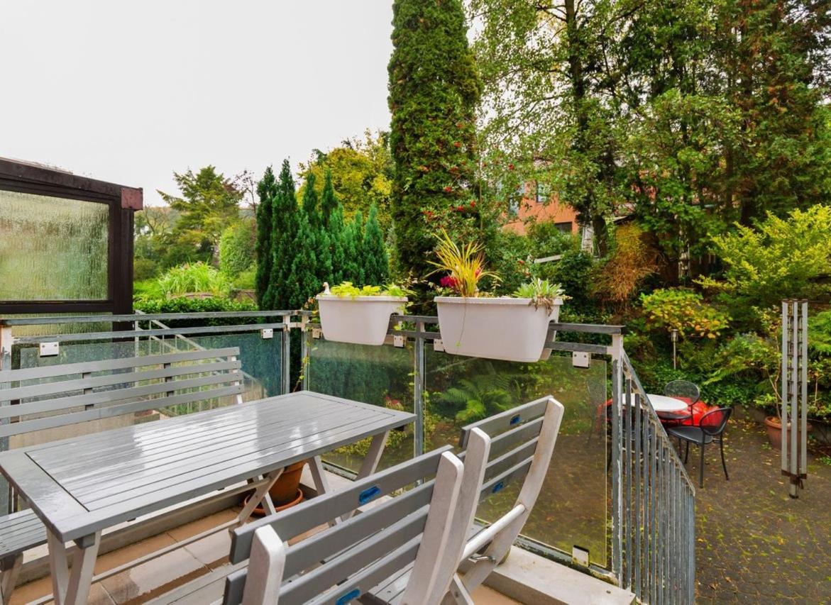 Modernes Apartment In Schoener Lage Düsseldorf Eksteriør bilde