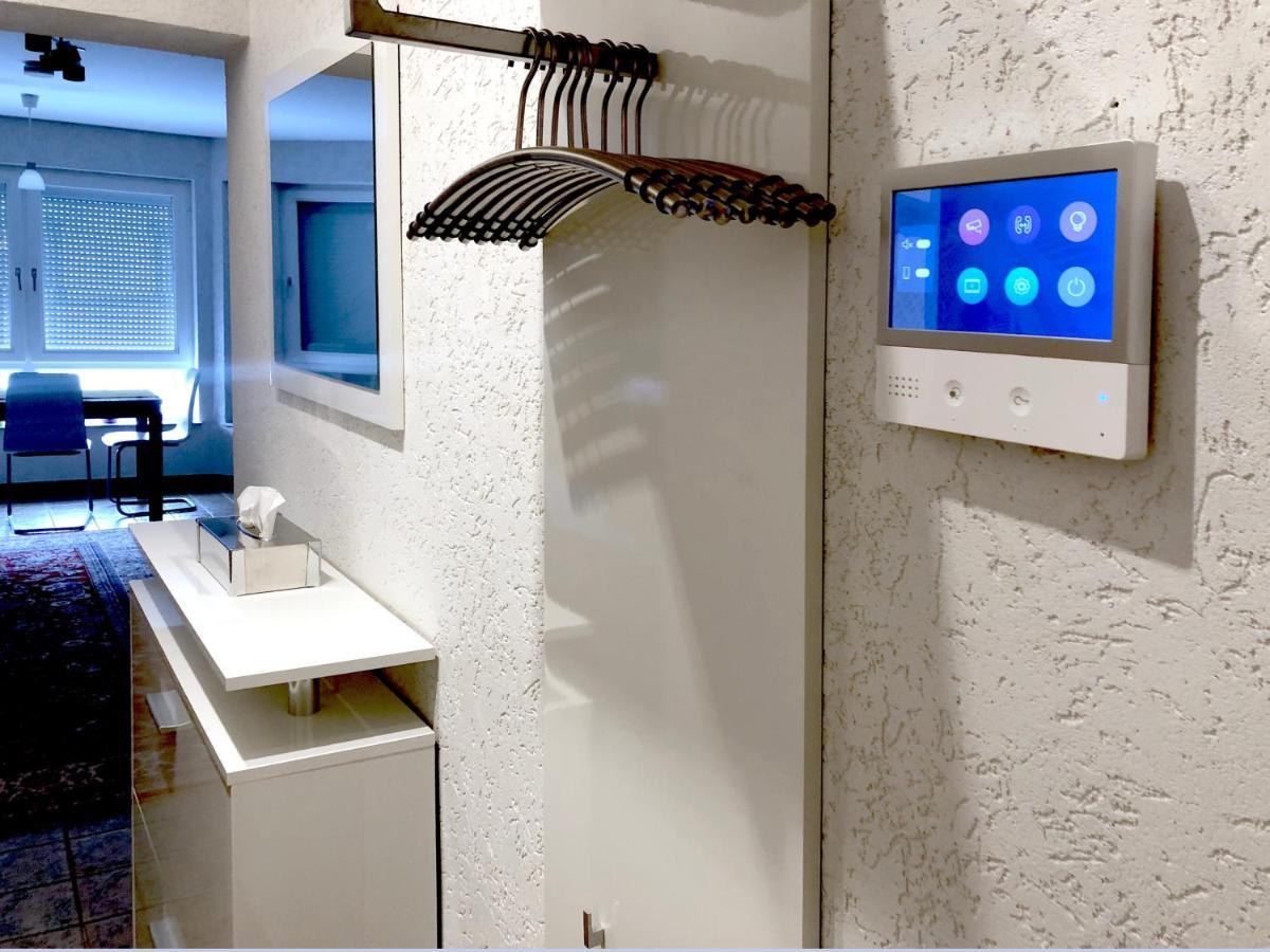 Modernes Apartment In Schoener Lage Düsseldorf Eksteriør bilde